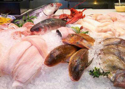 Verse vis in de toonbank